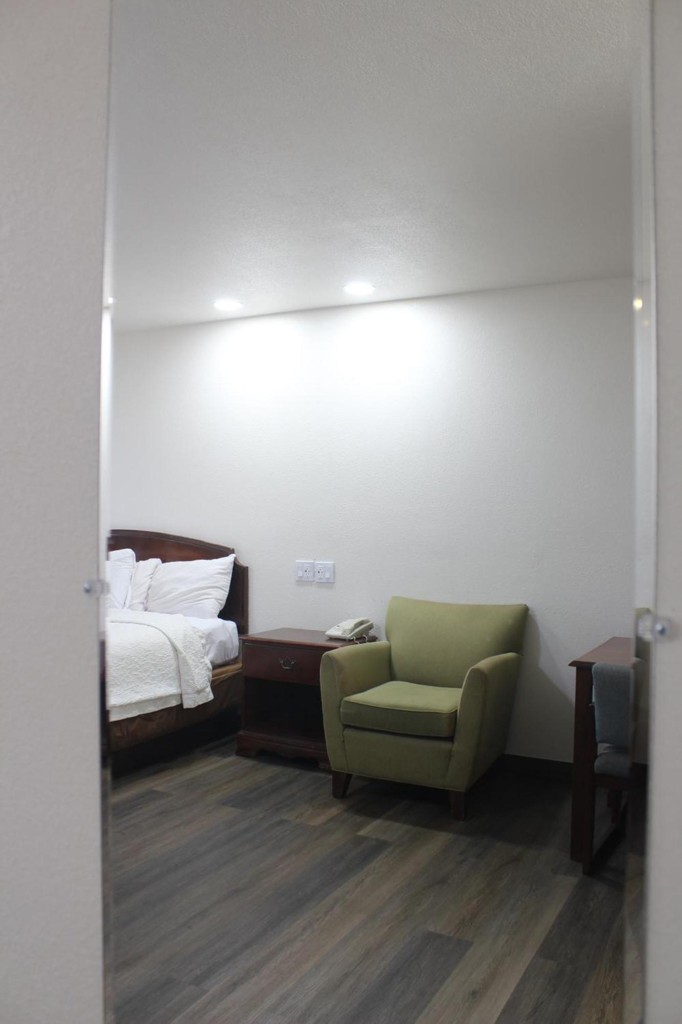 Rodeway Inn Тукумкари Экстерьер фото