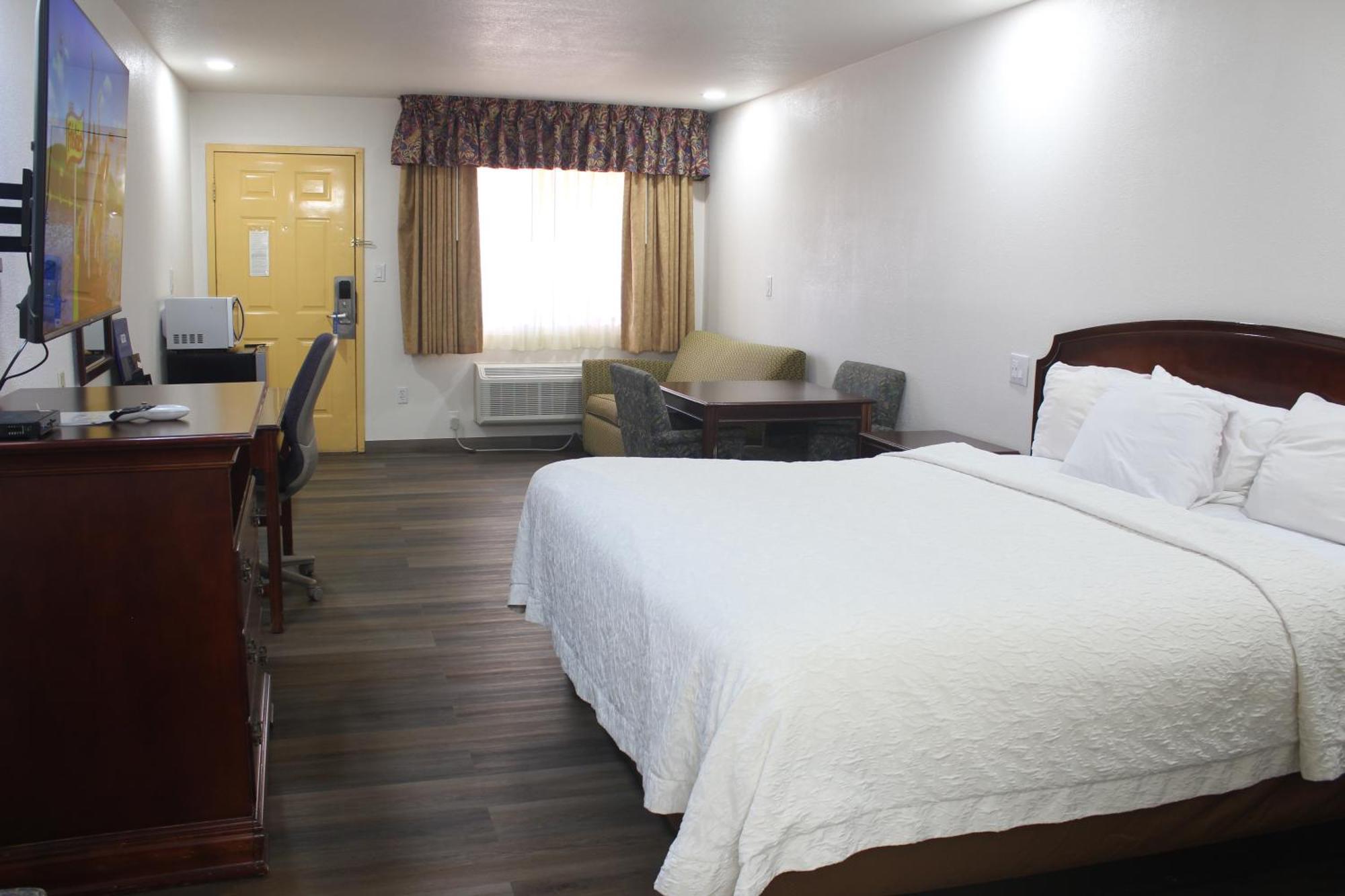 Rodeway Inn Тукумкари Экстерьер фото